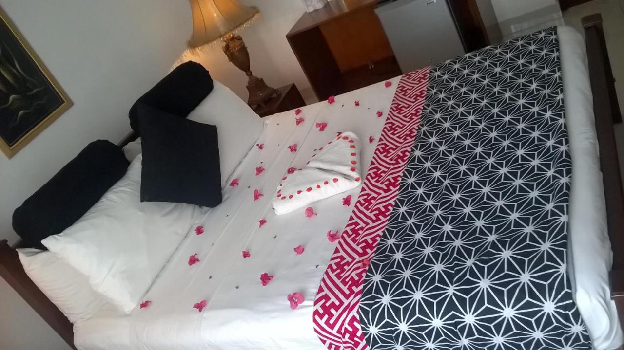 Anna Shanthi Villa Kandy Dış mekan fotoğraf